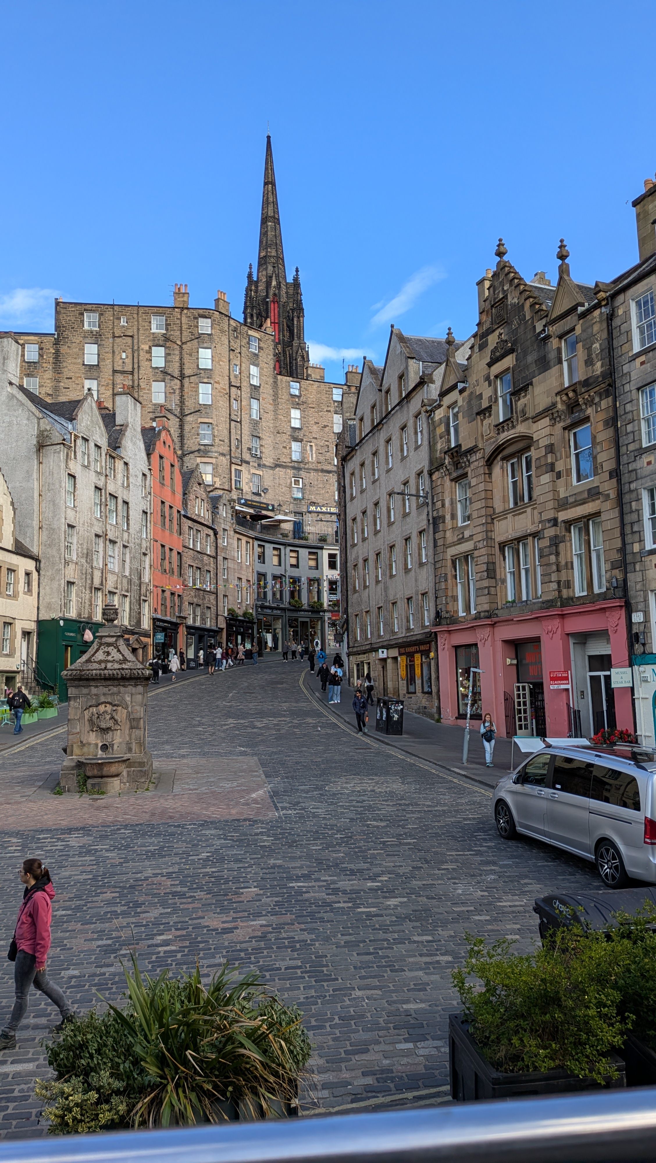 2026 06 13 10 03 33 City Of Edinburgh United Kingdom