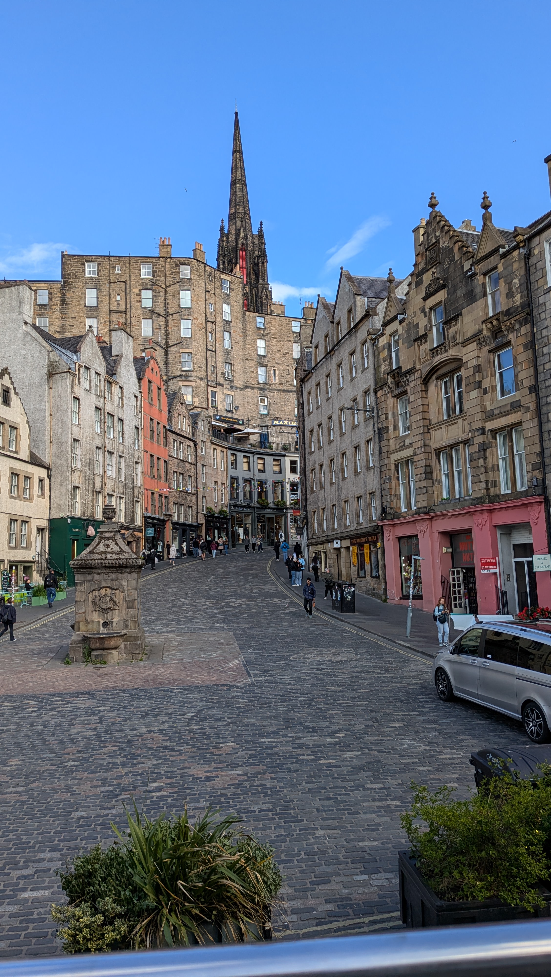 2026 06 13 10 03 35 City Of Edinburgh United Kingdom